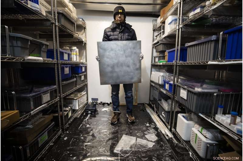 Revolutionary Ice‑Proof Coating Enables Large Structures to Shed Ice Naturally