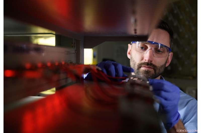 X‑ray Imaging Reveals Fracture Mechanisms in Solid‑State Batteries