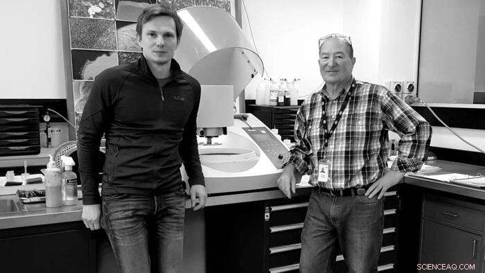 Estimating Industrial Component Lifespan: Key Insights on Plastic Damage Accumulation