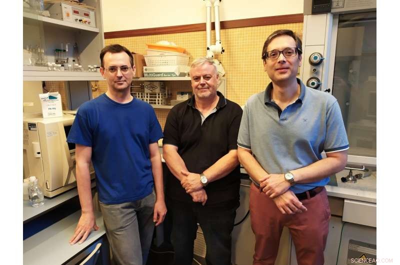 Textile‑Based Supercapacitors: Innovative Charge Storage for Mobile Devices