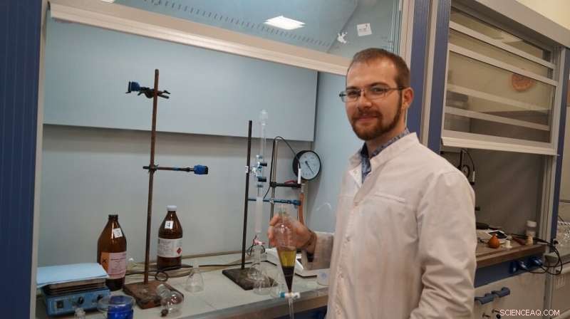 Stable Radicals: Innovative Solutions for Modern Science & Tech