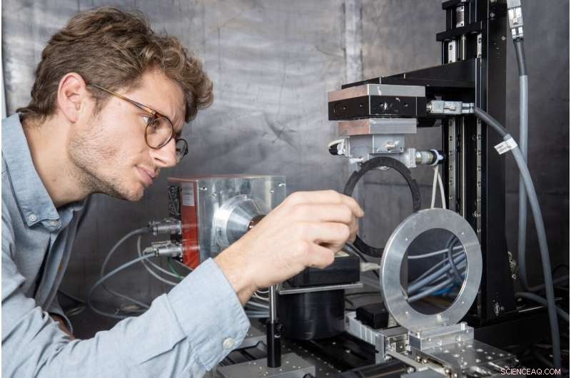 Efficient and Precise Analysis of Fiber‑Reinforced Composite Materials