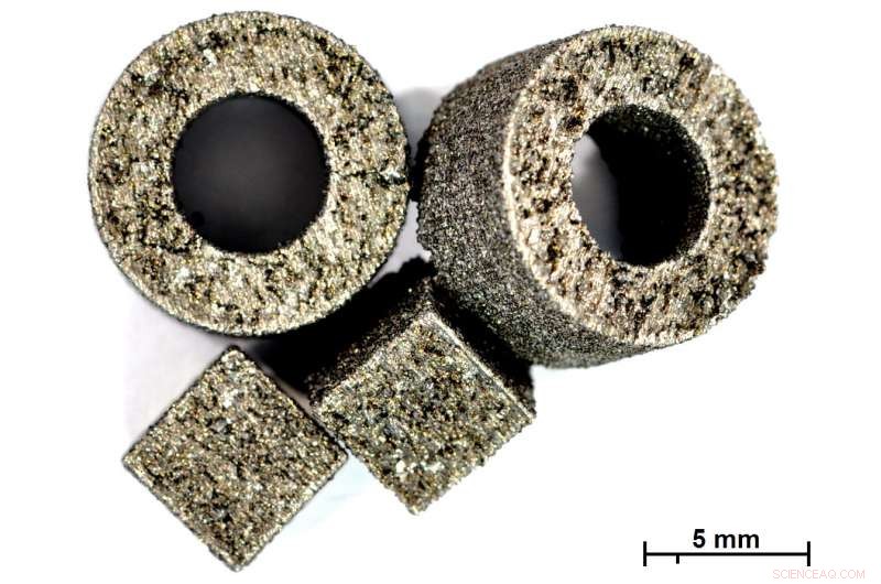 Miniaturized Supermagnets Made by 3‑D Laser Printing