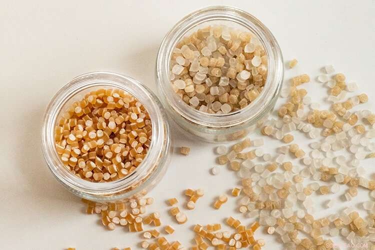 Revolutionary Eco-Friendly Resin: How Startups Are Making the Plastics Industry Greener