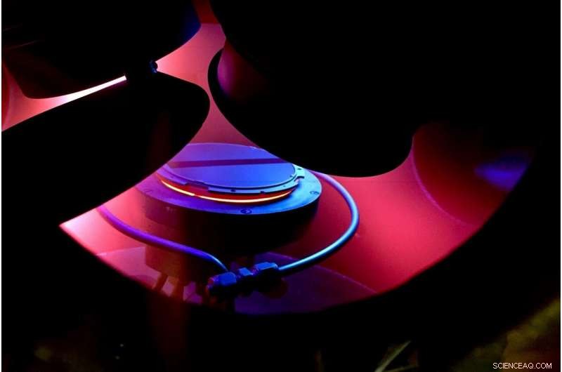 AI Pinpoints the Ideal Material Composition for Advanced Nanostructures