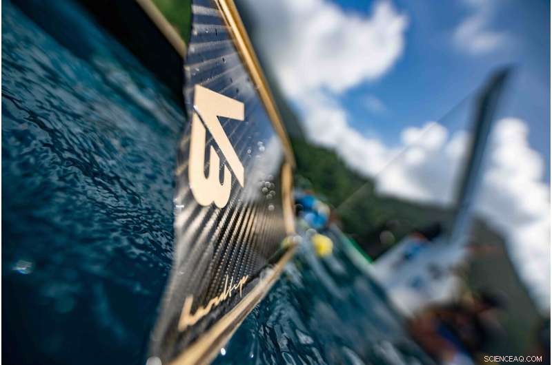 Enhance Diving Fins with Nano‑Materials for Superior Strength and Durability