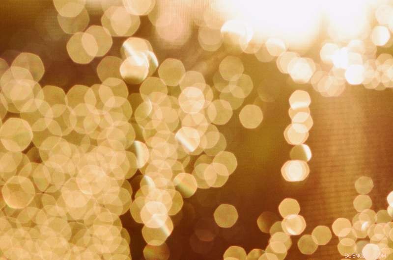 Scientists Propose Gold Nanoparticle Metasurfaces for Precise Molecular Composition Analysis