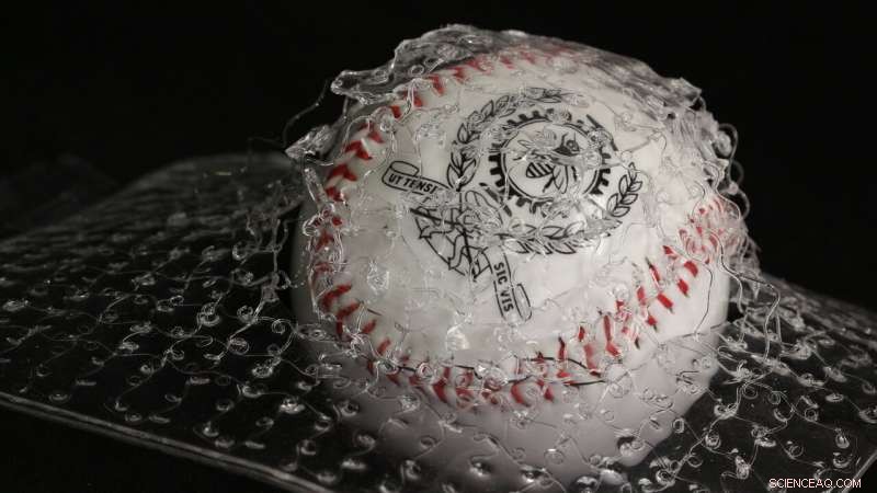 Innovative 3D‑Printed Polycarbonate Webs Offer Superior Protection for Next‑Gen Smartphone Screens