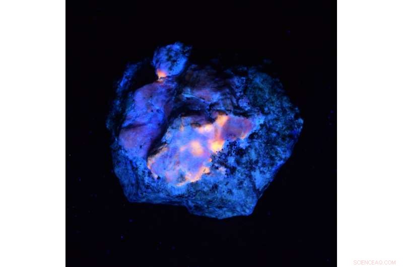 Scientists Unlock the Glow of Natural Stone