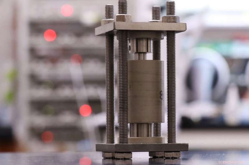 X‑ray Tomography Reveals How Solid‑State Batteries Charge and Discharge