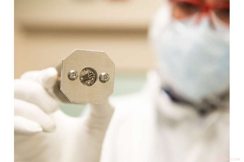 Ultra‑Trace Detector Tests Gold Purity with Elemental Precision