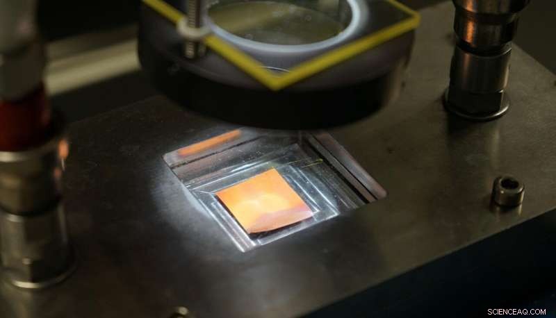 Light-Driven Photocatalyst Converts CO₂ to Methane Fuel Efficiently