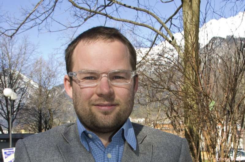 Scientists Unlock Crystal Structure of Exotic Ice XIX, Revealing a New Crystalline Ice Form