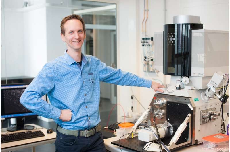 Innovative Method Boosts Electron Microscopy Speed 20×