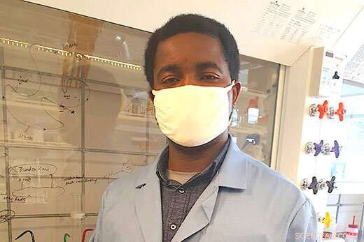 Chemists Create Advanced Tools to Enhance Cancer Diagnosis and Therapy