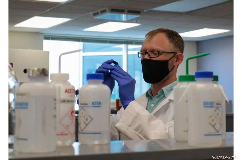 Forensic Scientists Decode Tire Composition with Advanced Spectroscopy