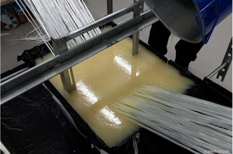 Skoltech Researchers Accelerate Pultrusion Process with Innovative Additives