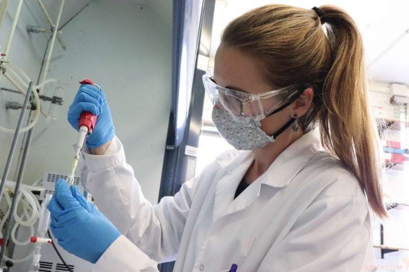 Scientists Introduce Innovative Strategy to Regulate Cell Communication Networks