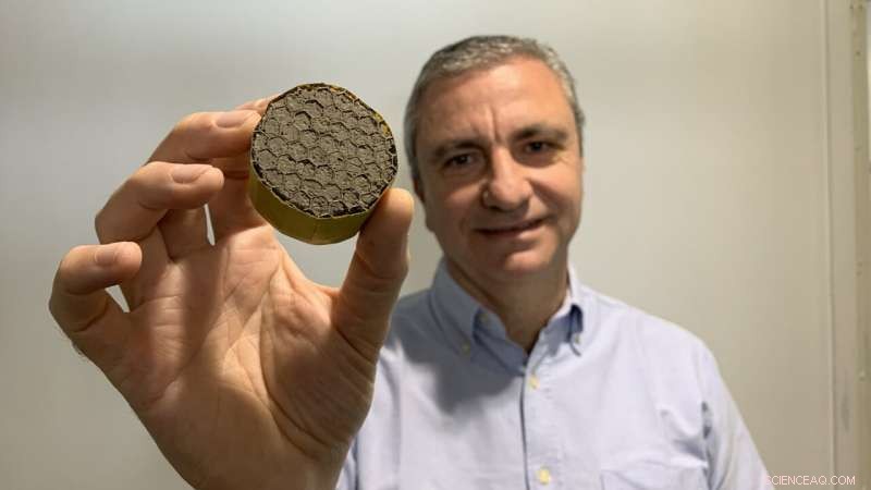 Meringue‑Like Aerogel Promises Ultra‑Quiet Aircraft Engines