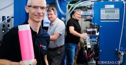 Liquid Core Fibers: Uninterrupted High‑Speed Data Transmission