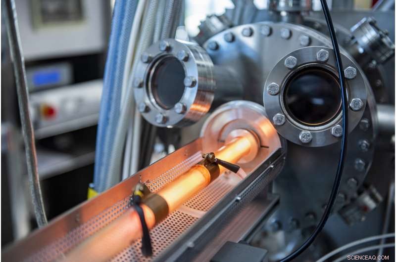 Ultra-Thin, Gas‑Proof Coatings for PET Bottles: Advanced Protection Technology