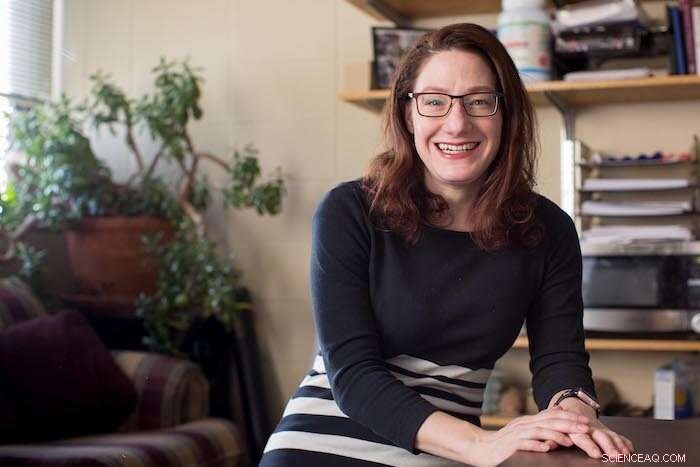 Advanced Machine Learning Outperforms Traditional Methods in Detecting Enzymatic Metals in Proteins