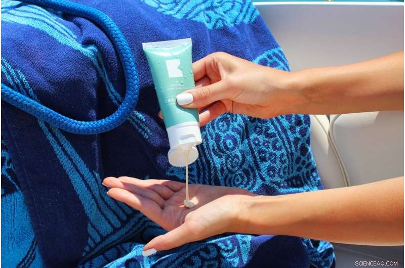 Study Finds Zinc Oxide Sunscreens Lose Efficacy and Become Toxic After Two Hours of UV Exposure
