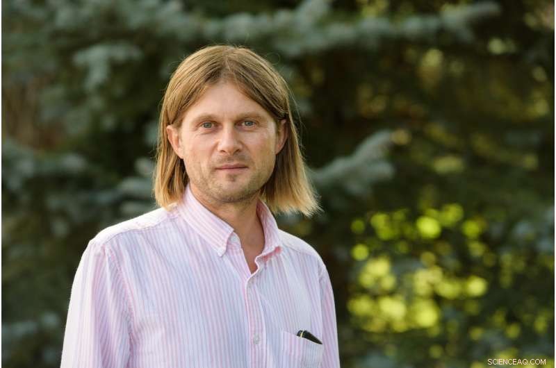 International Team Bridges Language Gap in Cellular Plant Science