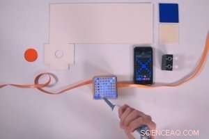 Jellyfish DNA-Driven Bio-Computer Plays Tetris, Snake, and Pong