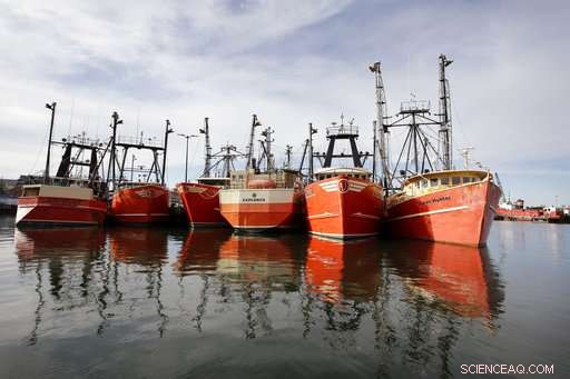 US Fishermen Express Concerns Over Offshore Wind Turbine Development