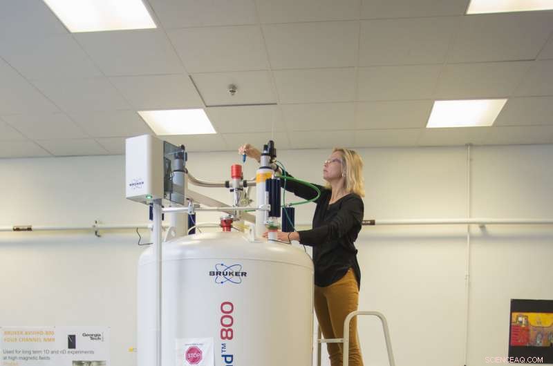 Mud Crabs Use Urine Signals to Evade Blue Crab Predators