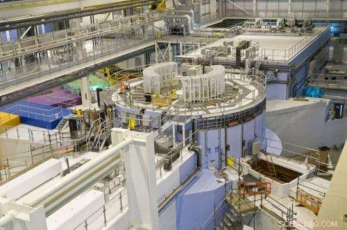 Cling-Film Solar Cells Promise Breakthroughs in Renewable Energy