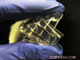 Soft, Flexible Memory Device Paves the Way for Biocompatible Electronics