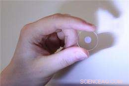 Revolutionary Nanostructured Glass Developed for Superior Imaging and Recording