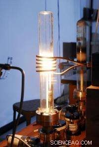 Georgia Tech Scientists Enhance Graphene Quality by Controlling Silicon Evaporation