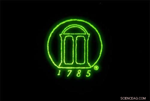 Researchers Create Durable Near‑Infrared Glow Material for Solar‑Powered Applications