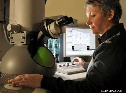 Scientists Capture Real-Time Images of Nanoparticles in Action