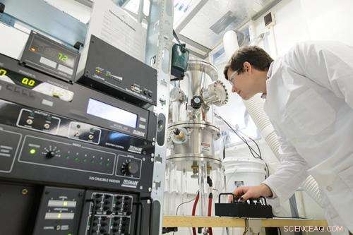 Researchers Create Among the World s Smallest Metallic Nanorods