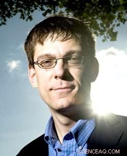 Carbon Nanotube Solar Cells Poised to Outshine Silicon, UW‑Madison Study Finds