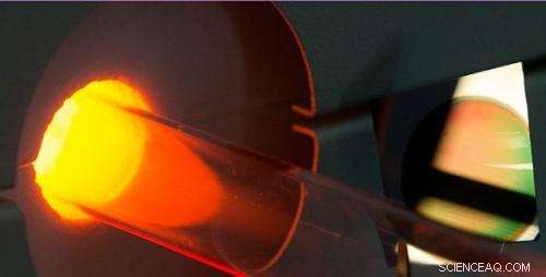 Revolutionary Silicon Chip Device Enables Continuous Electricity Storage