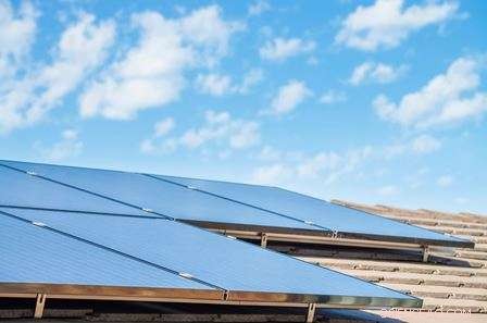 Liverpool Researchers Harness UV Light to Create Ultra-Thin Films for Solar Panels and Sterilization