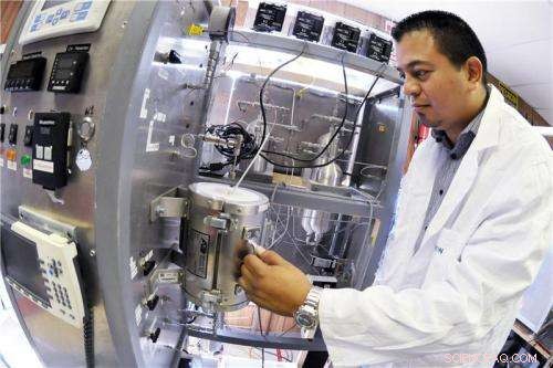 Nanotech‑Engineered Catalysts Cut Vehicular Emissions, Researchers Reveal