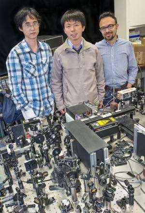 Light‑Induced Charge Doping in Graphene/Boron Nitride Heterostructures