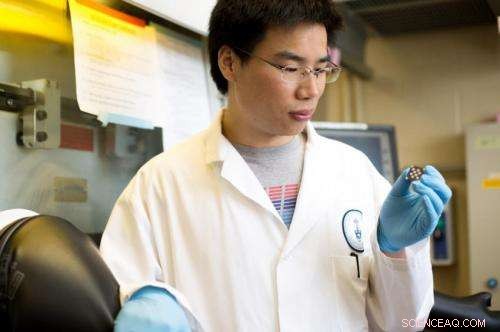 Innovative Nanoparticles Make Solar Cells Cheaper, Lighter, and Outdoor-Ready