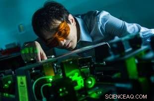 Rice Nanophotonics Team Develops Ultra‑Sensitive Molecular Sensor with 100‑Billion‑Fold Optical Amplification