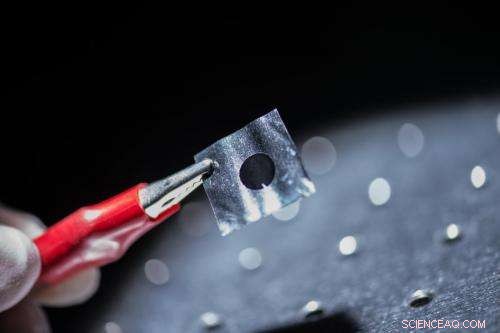 Graphene–Nanotube Hybrid Enhances Performance of Flexible Solar Cells