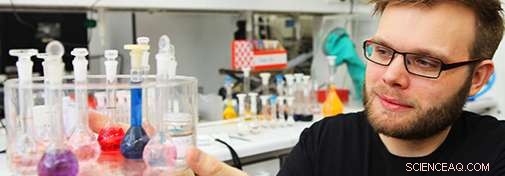 New Breakthrough Advances Self-Assembling Molecular Electronics Toward the Future