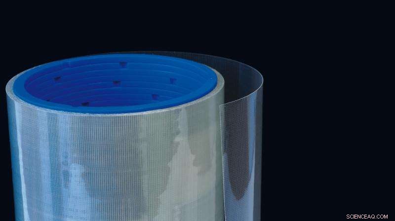 Revolutionary Technology Cuts Costs in Lighting and Flexible Solar Cells