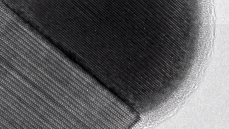 Scientists Unveil Nanowire Growth Mechanisms Using Advanced Electron Microscopy