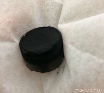 3‑D Graphene for Biomedical Use: Researchers Forge Durable, Porous Material by Welding Nanoscale Sheets